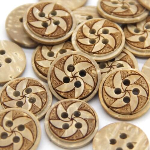 Natural Eco-friendly Windmill Carved Wooden Sewing Buttons For Children Scrapbooking Wood Decorative DIY Accessories Wholesale