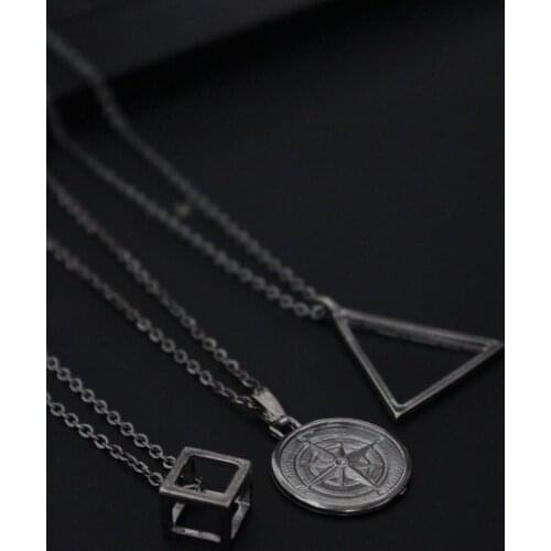 Isimsiz marka Chains