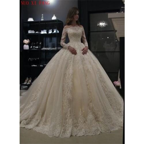 Gorgeous Boat Neck Ball Gown Wedding Dresses Vintage Lace Applique Wedding Gown Long Sleeve beaded bride dress robe de mariee