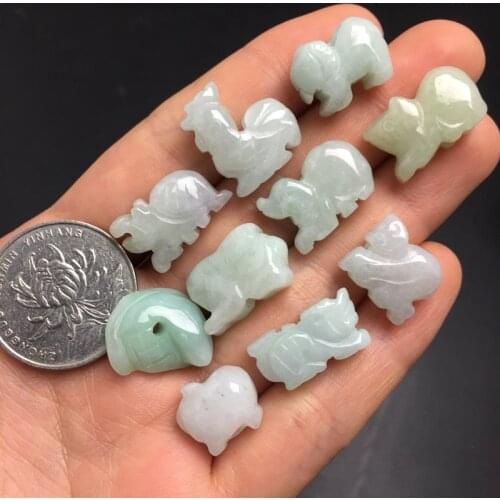 A set DIY Natural Emerald Chinese Zodiac Pendant Necklace Jewellery Fashion ccessories Hand-Carved Man Woman mulet Gifts
