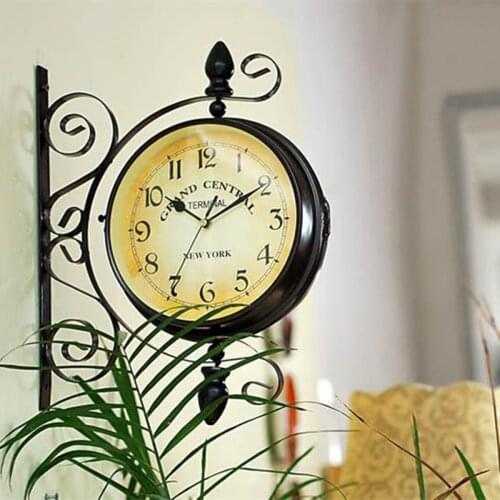 Retro Double Side Rotating Wall Clock Metal Hanging Clock Outdoor /Home/Garden Decor European Clock Gift Wall Mounted+Bracket