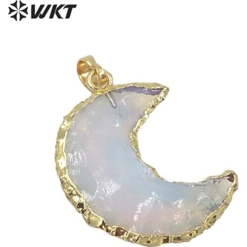 WT-P1570 Wholesales gold electroplated natural hammer raw opal stone moon pendant hot gold natural crescent moon opal pendants