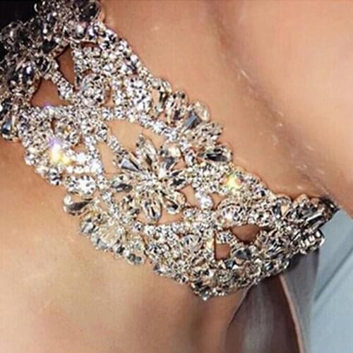 Queenco Luxury Chokers