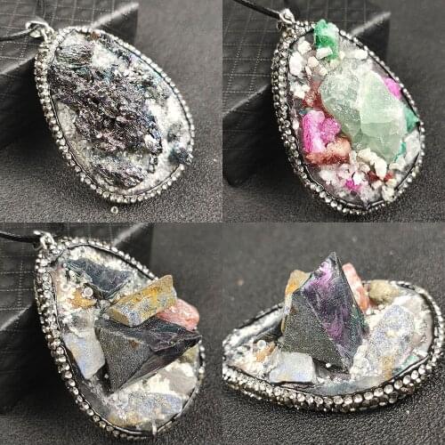 60x45mm New Natural Stone Crystal Cluster Electroplating Pendant Diamond Inlaid Crystal Cluster Edge Plating 3 Colors for Choice