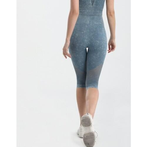 2021 Spring And Summer New Seamless Yoga Pants Womens High Waist Hip Lifting Sexy Sports Mesh Stitching Tights Knee Length