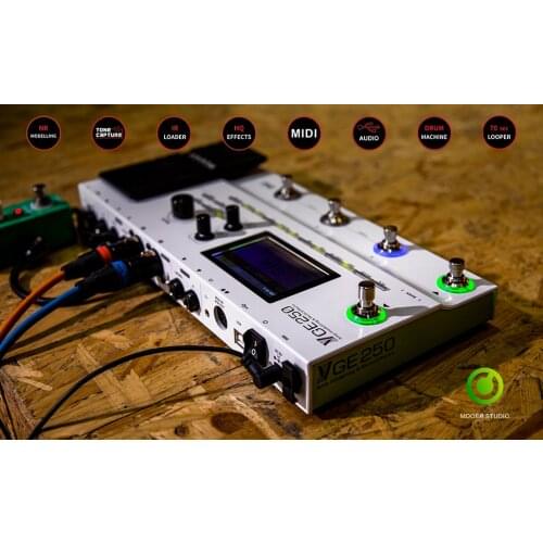 MOOER GE250 Guitar Amp Modelling and Multi Effects Pedal