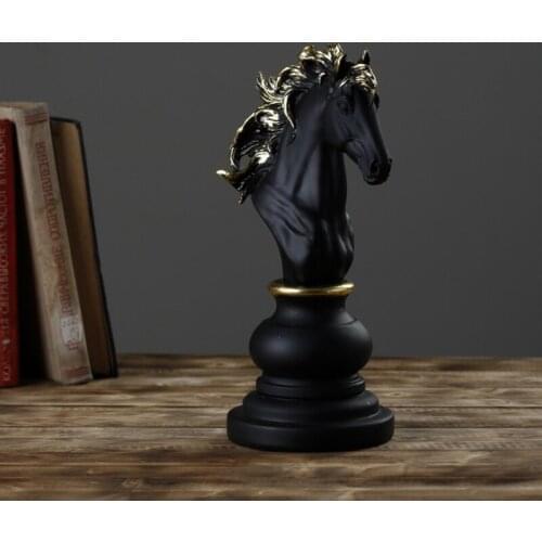 1Pcs Resin Chess Pieces Board Games Accessories International Chess Figurines Retro Home Decor Simple Modern Chessmen Ornaments