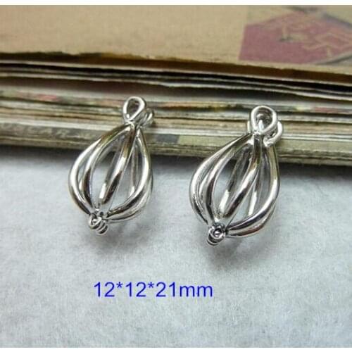 Fashionista Women's Medallions