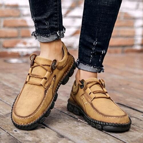Men Shoes fashion Leather Casual Shoes Autumn Outdoor Non-Slip lace up comfortable Men Sneakers Big Size