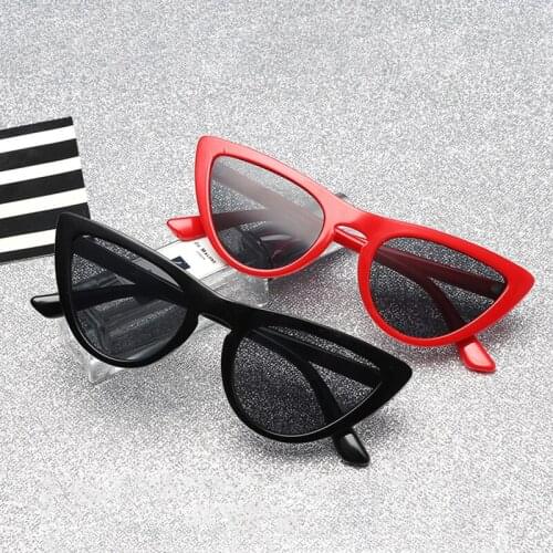 WANMEI.DS 2018 Brand Cat Eye Sunglasses Women 2018 New Fashion Triangle Small Size Frame Eyewear Reb Blue Lens Sun Glasses UV400