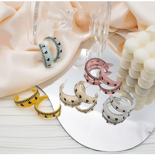 Chic Geometric C-shaped Ruler Stud Earrings for Women INS Vintage Resin Korean Fashion Teen Girl Dating Jewelry 2021 Pendientes