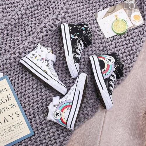 Canvas Childrens Shoes Cartoon Graffiti Childrens Sneakers Rainbow Casual Shoes for Girls Comfortable Kids Flats Single shoes