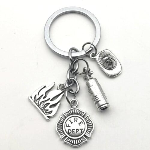 2021 New Fire Extinguisher And Flame Keychain/Firefighter Fire Hero Key Ring Gift Creative Firefighter Gift Fashion Jewelry