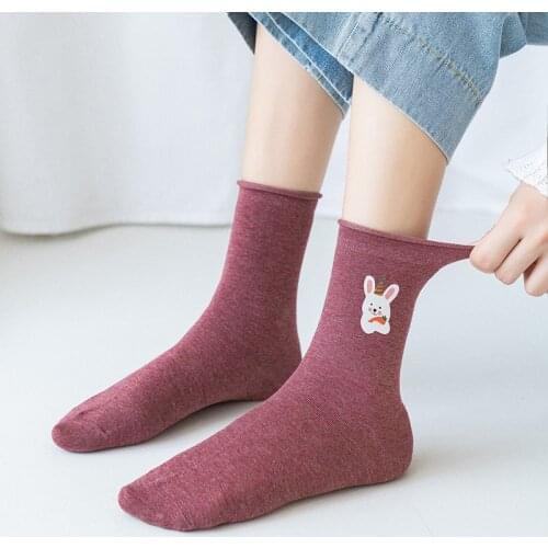 1 Pair Autumn Winter Style Cartoon Cotton Socks Cute Rabbit Carrot Print Women Socks Casual Comfortable Sweet Lovely Girl Socks