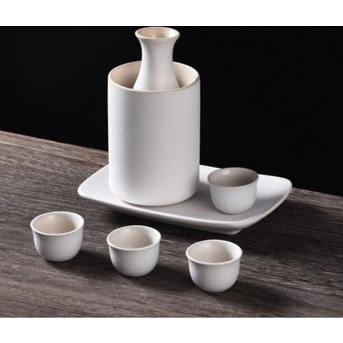 Ceramics Cocktail Shaker Bar Set Japanese Creative Shot Glasses Classic Dispensador De Cerveza Kitchen Dining Bar BD50BS