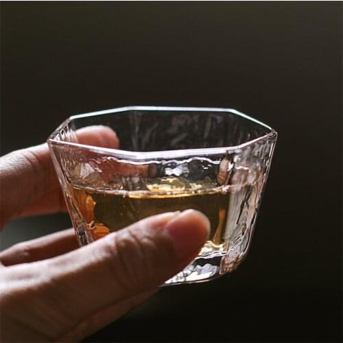 Japanese Handmade Irregular Glass Whiskey Cup Creative Small Tea Cup Kung Fu Glass Tea Set Retro Master Cup Wine Glass Drinkware