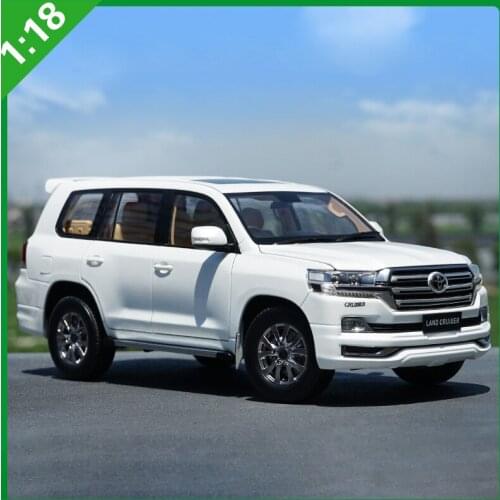 1:18 High Meticulous TOYOTA Land Cruiser LC200 Alloy Car Static Metal Model Vehicles With Original Box