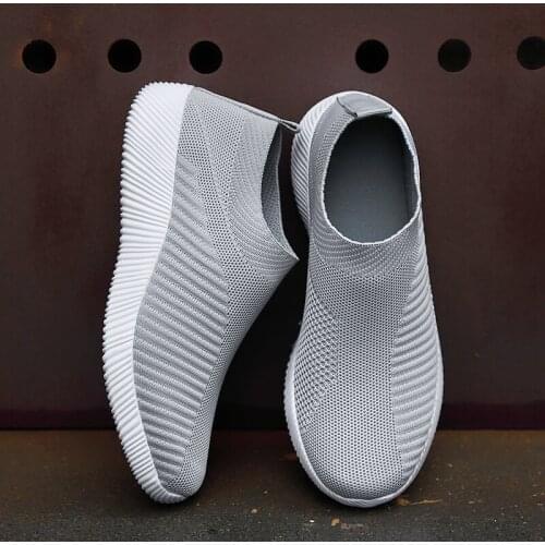 LIZUXIE Women's Moccasins