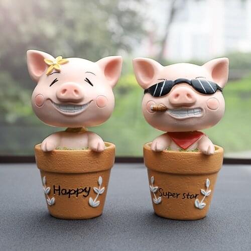 Car Ornament Swing Head Cute Resin Pig Cartoon Toy Handicraft Decoration Automobiles Interior Dashboard Accessories Trim Gifts