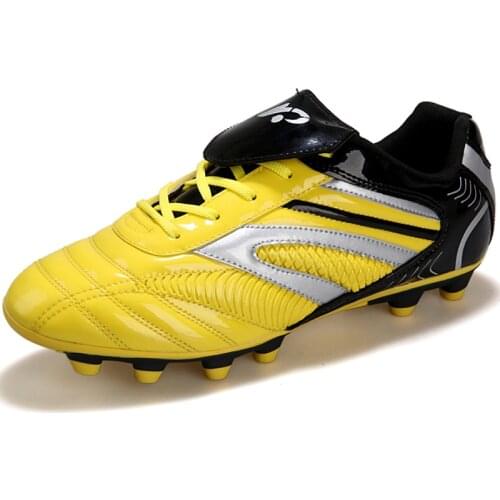 Men Soccer Shoes Long Spikes Turf Cleats Leather Outdoor Male Trainers Shoes Sneakers Zapatos Men Sport Shoes Footwear Foot Ball