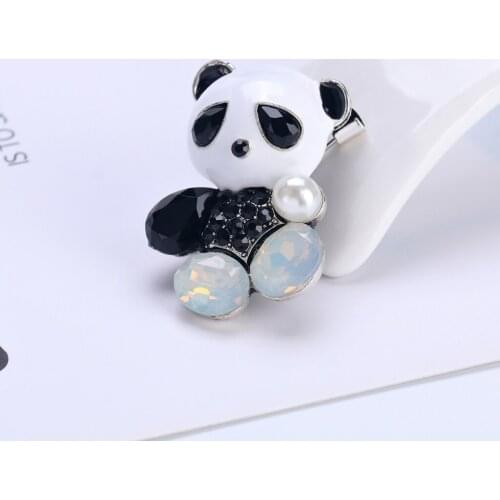 Simulated Pearl Crystal China Panda Animal Brooches for Women Enamel Brooch Pins Jewelry Accessories