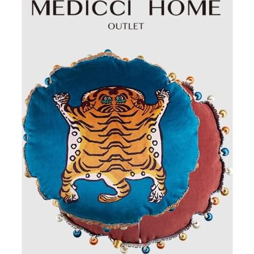 Medicci Home Round Cushion Cover Ancient Tribal Style Rug Tiger Print Living Room Sofa Decorative Accent Pillow Case 35x35cm