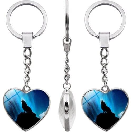 WG 1pc Animal Wolf Cabohoon Double Sided Heart shaped Keychain Pendant Metal Keychain For Trinket Mens Car Key Ring Key Chain