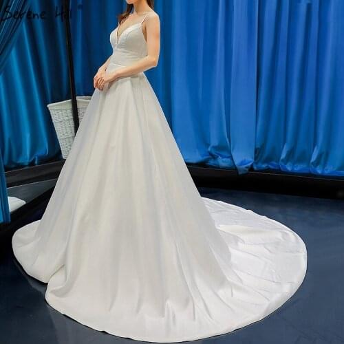 White Satin V-Neck Sexy Prom Dresses 2020 Sleeveless Simple High-Quality A-Line Prom Gowns Real Photo 66837