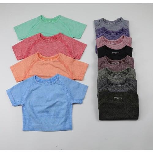 Womens Running Shirts Gym Athletic T-Shirts Seamless Breathable Yoga Shirts