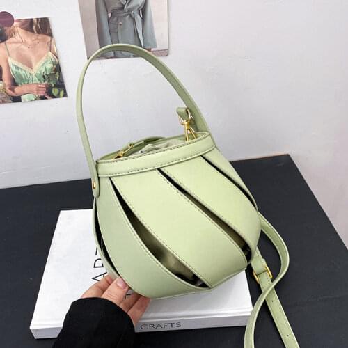 Luxury High Quality leather Hollow out Shoulder Bag for Women 2021 New Handbags Summer Fashion bucket Crossbody Bags Sac A Main