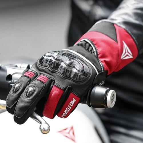 Winter Motorcycle Plus Velvet Warm Gloves Waterproof Carbon Fiber Shell Gloves Fingertip Touch Screen Function M / L / XL