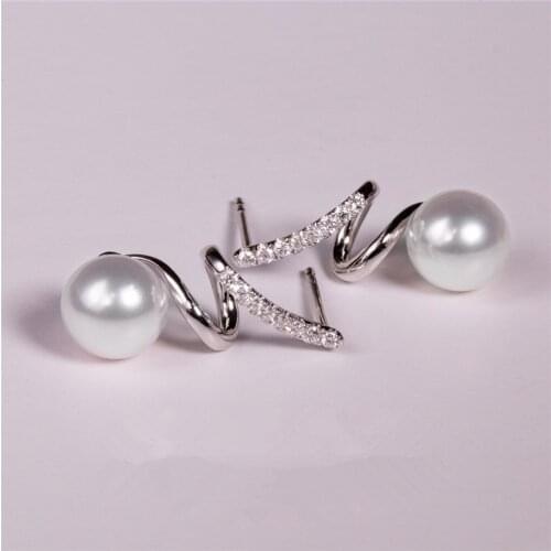 Huitan Korean Fashion Imitation Pearl Earrings Ear Piercing Accessories Temperament Sweet Women Stud Earrings Gifts 2021 Jewelry