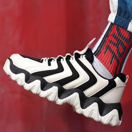 Thick Heel Men Shoes Fashion Lightweight Casual Shoes Increased Breathable Comfortable Walking Sneakers Man Tenis Masculino 2020