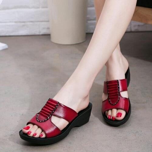 2021New Summer Fashion Genuine Leather Sandals Slippers Soft-Soled Casual Female Comfortable Wedge Open-Toed Beach Slides