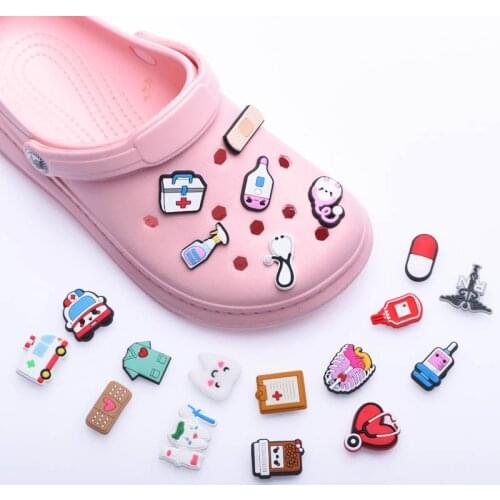 1 PCS PVC Medical Supplies Croc JIBZ charms Cute Stethoscope Syringe Shoe Buckle Shoe Accesory Croc sandals shoes Decoration