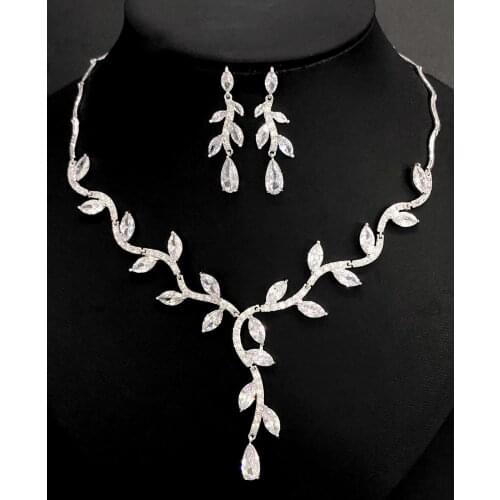 HIBRIDE New Luxurious Jewelry Bridal Wedding Accessories Micro Paved CZ Crystal Many Leaves Pendant Necklace for Women N-1055