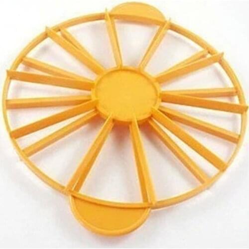 New arrivals high quality yellow color 10/12 parts equal portions cake dividers slicer birthday cakes cutter for baking supplies