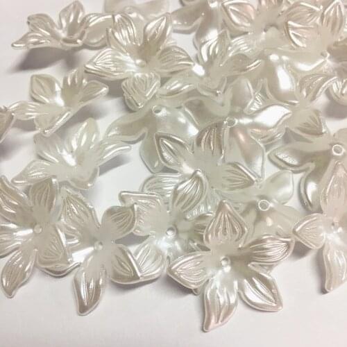 Acrylic Pearl five petals flower beads for Jewelry making Bridal decoration creamy white accessories hot sale 29mm 45pcs/bag