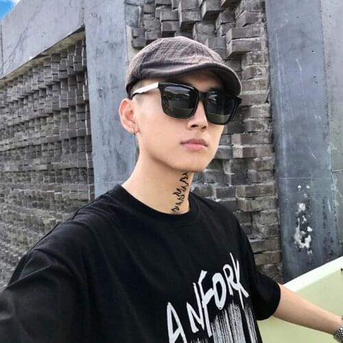 Outdoor Sunglasses For Woman Driver Sunglasses Square Frame PC Frame Vintage Female Glasses Eyeglasses oculos Gafas MN13