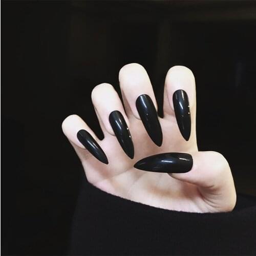 24pcs/Set Long Stiletto Fake Nails European Finished Black White Full Cover Artificial Nail Art Tips Nail Decal False Nails