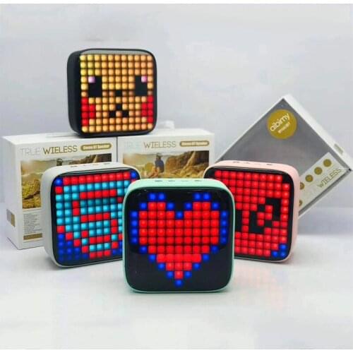 Pixel Style Wireless Bluetooth Speaker Square LED Display Audio Holiday Decoration Subwoofer Cartoon Music Player Night Light