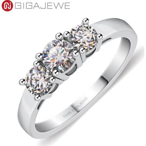 GIGAJEWE Total 1.0ct 4.5mm+2X4.0mm Round Cut EF VVS1 Moissanite 925 Silver Ring Diamond Test Passed Fashion Girlfriend Gift