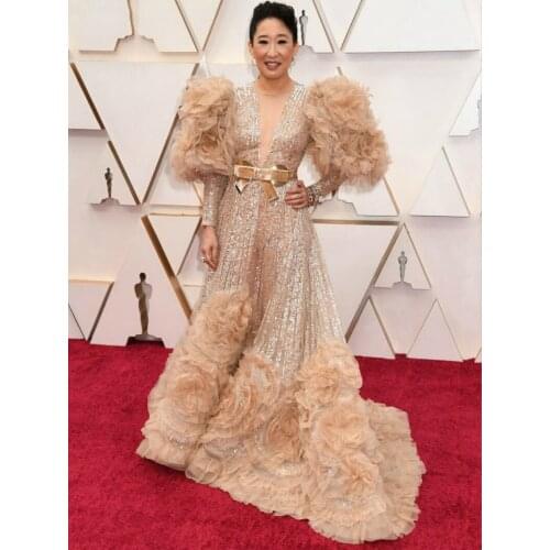 2020 Haute Couture Evening Dresses Sparkly Plunge V Neck Long Sleeve High Split A Line Prom Gown Runway Fashion Red Carpet Dress