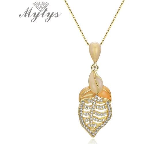 Mytys Elegant Enamel Hollow Leaf Pendant Necklace for Women Mirco Zircon Setting Gold Necklace Anniversary Party Gift CN410