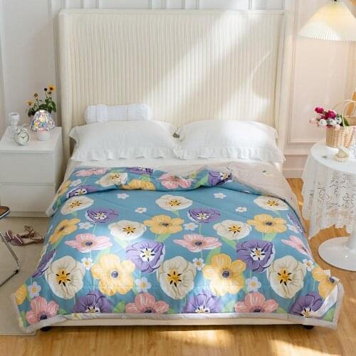 Fashionable Printed Sofa Throwing Blankets for Home and Travel as Holiday Gifts Soft Bed Quilts Decorate the Bedroom