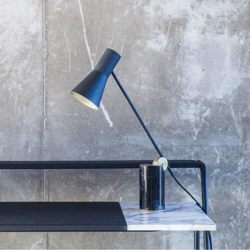 Simple modern high grade black marble base post modern personality living room study bedroom bedside table lamp