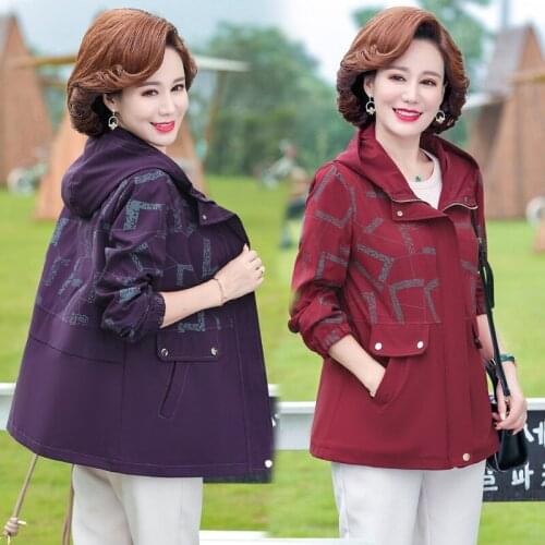 Spring Autumn Women Jacket Middle-aged and Elderly Womens Hooded Windbreaker Coat Mothers Fashion Casual Printed Jacket 593