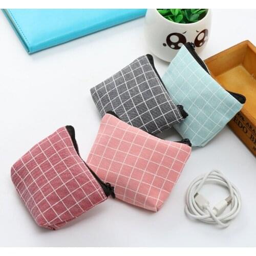 70PCS / LOT Girl Grid Purse Simple Coin Bag Girls Cute Card Key Money Small Bags Ladies Creative Earphone Bag
