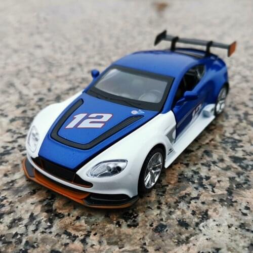 1:32 Aston Martin GT3 Le Mans Metal Toy Cars Diecast Scale Model Kids Present With Pull Back Function Music Light Openable Door