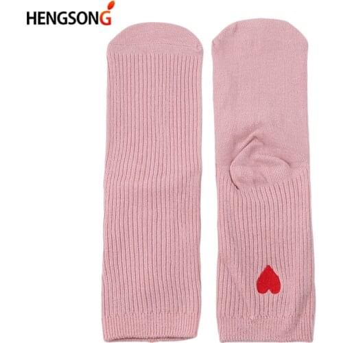 Women Sports Socks White Heart Pattern Embroidery Fitness Yoga Socks Cute Girls Women Cotton Socks 1 Pair Sportswear